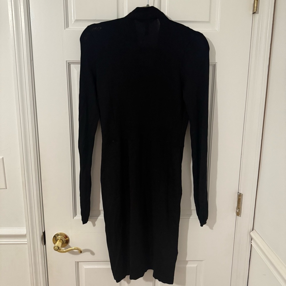 BCBG Max Azria Black Silk Knit V Neck Long Sleeve Knee Length Dress Size XSmall - Picture 3 of 5